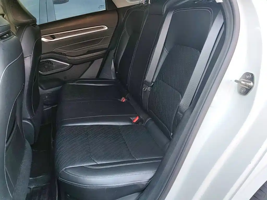 Geely Emgrand — миниатюра 17