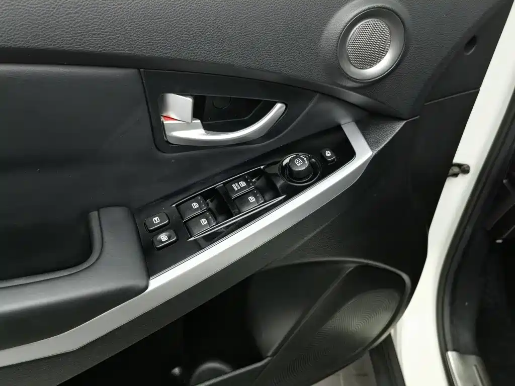 SsangYong Korando — миниатюра 9