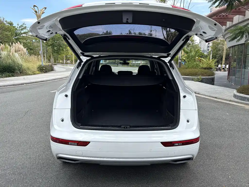 Audi Q5L — миниатюра 13