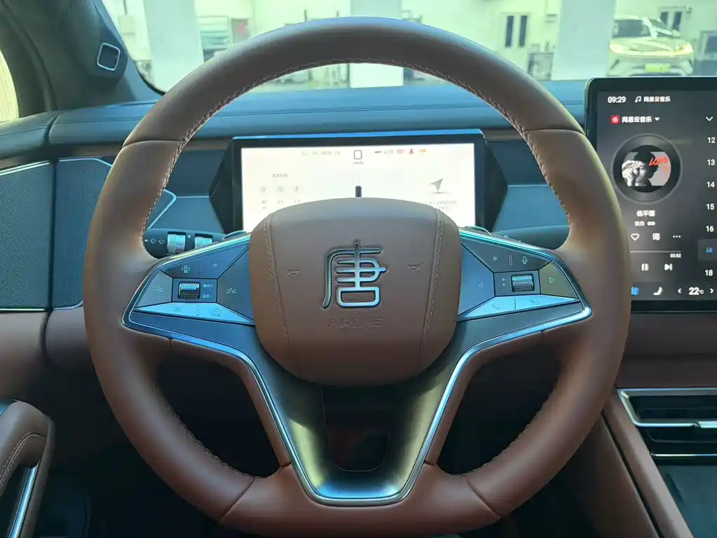 BYD Tang L — миниатюра 5