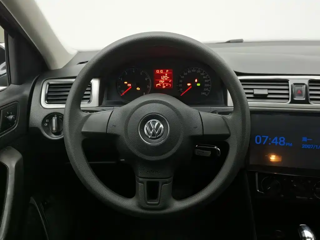 Volkswagen Santana — миниатюра 11