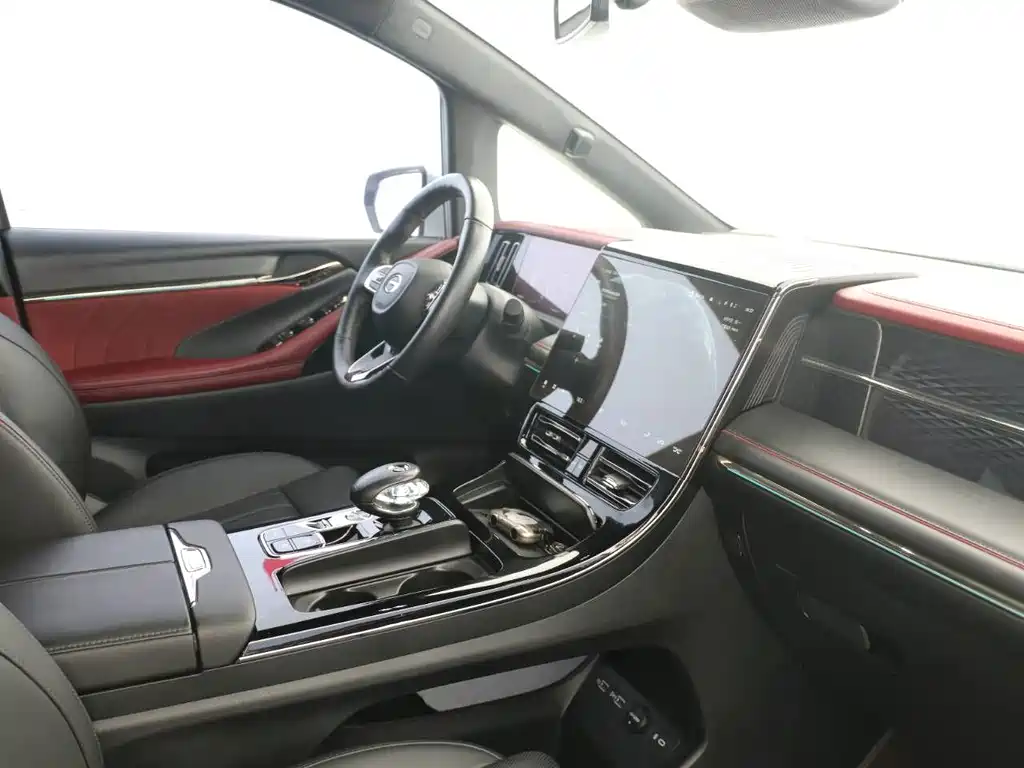 GAC Motor Trumpchi M8 — миниатюра 16