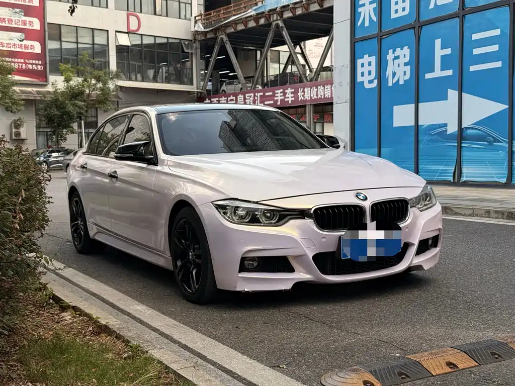BMW 3 Series — миниатюра 3
