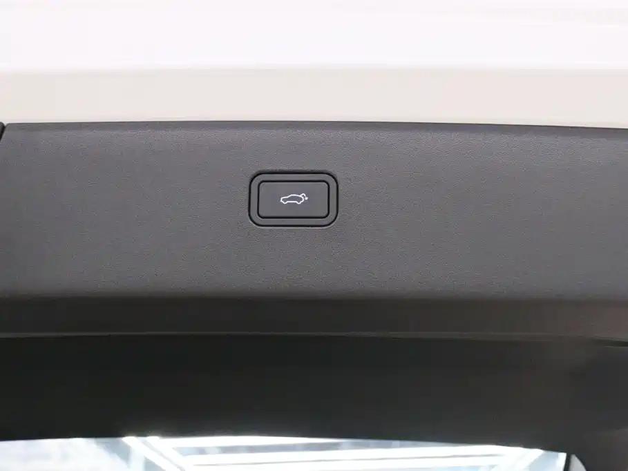 Volvo EX30 — миниатюра 19