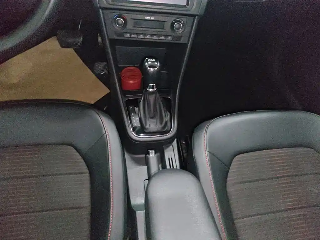 Skoda Rapid Spaceback — миниатюра 14