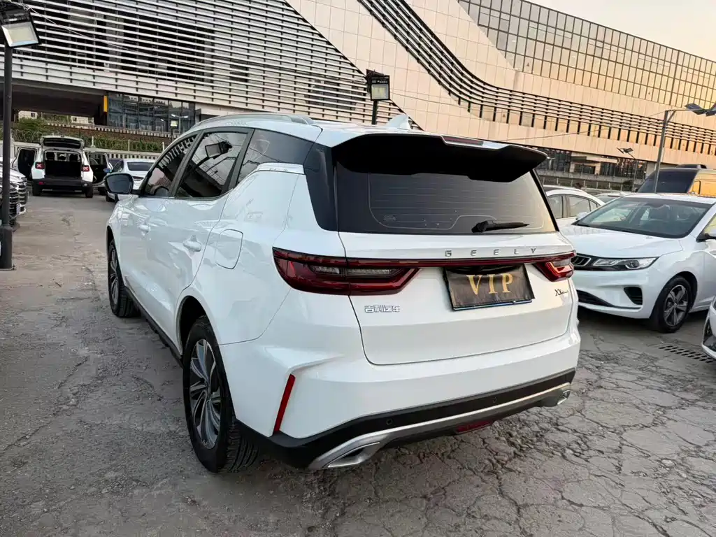 Geely Vision X6 — миниатюра 9