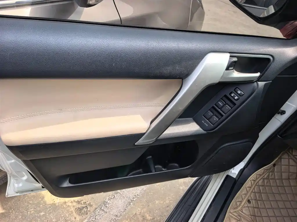 Toyota Land Cruiser Prado 2018 3.5L AT TX