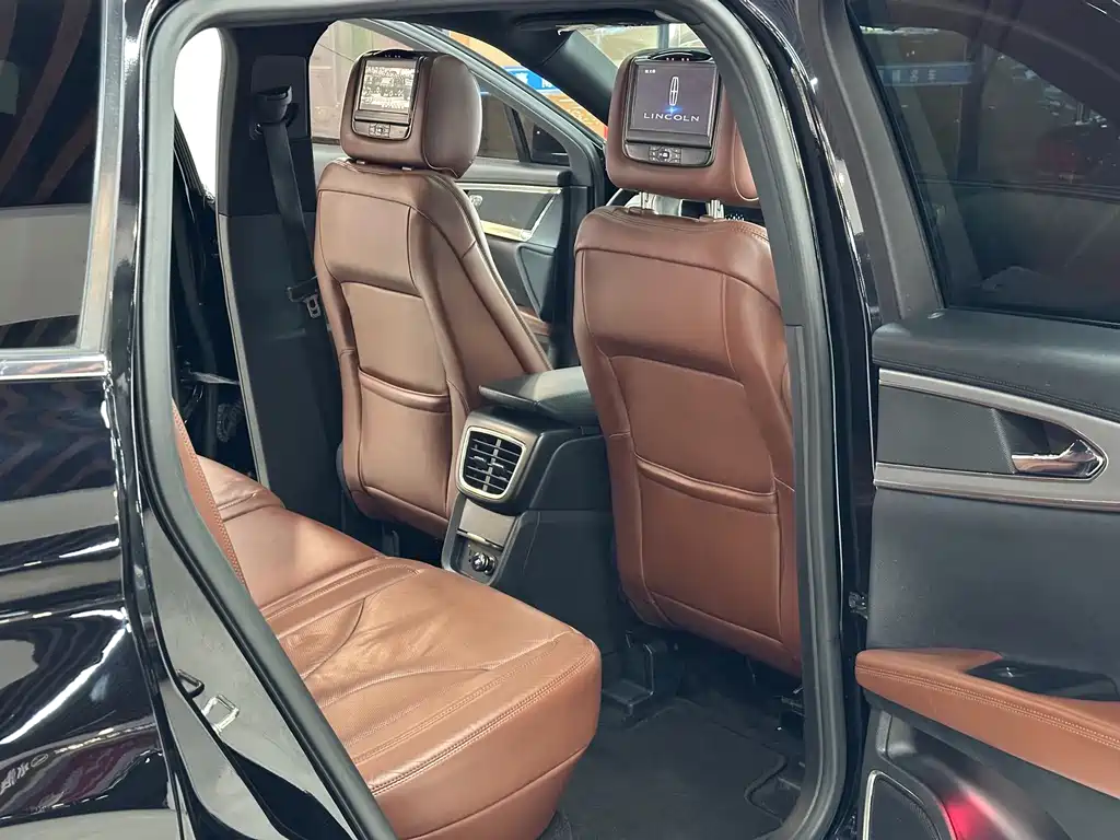 Lincoln MKX — миниатюра 11