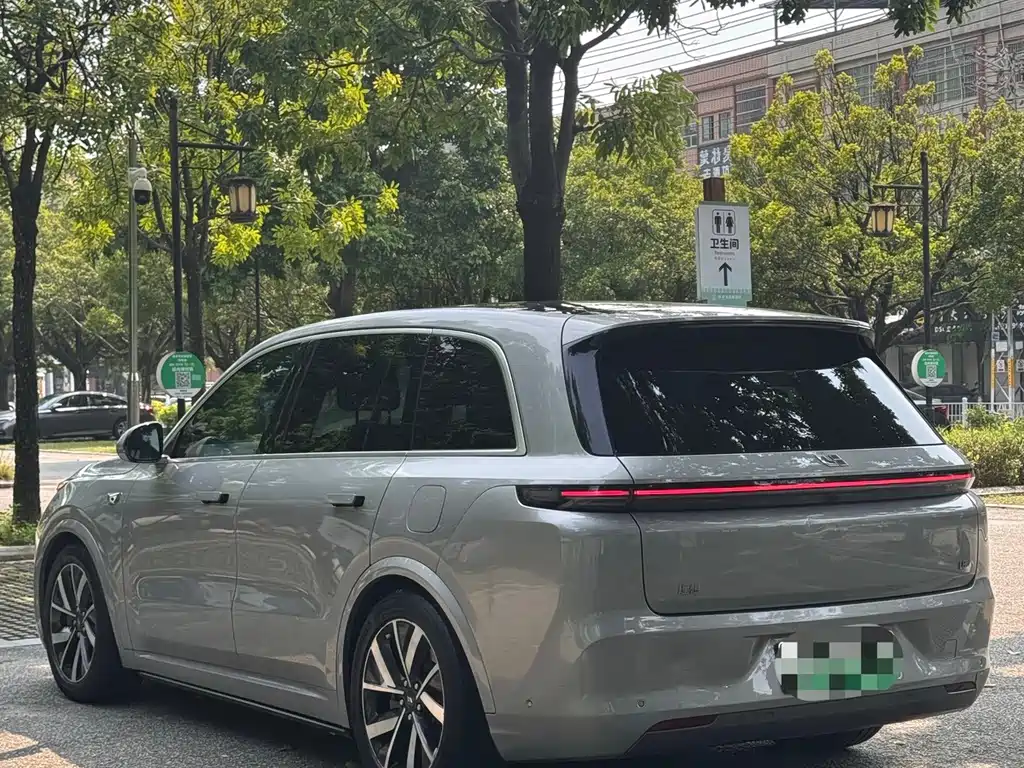 Li Auto Li L8 — миниатюра 6