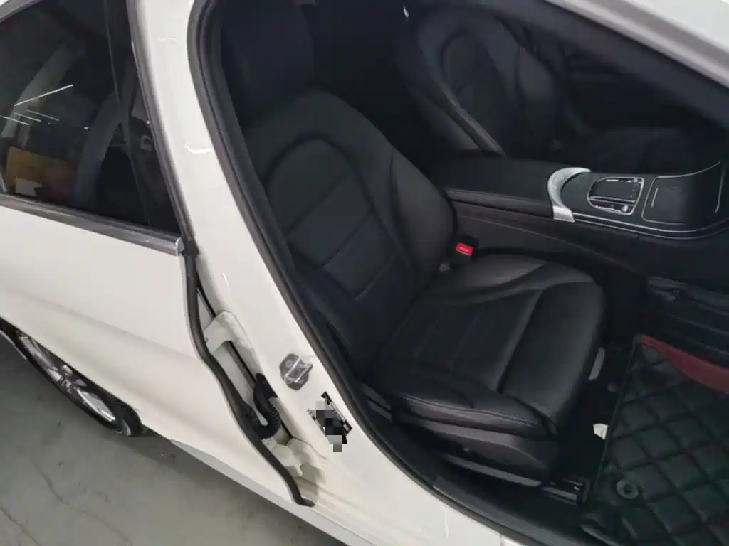 Mercedes-Benz C-Class — миниатюра 25