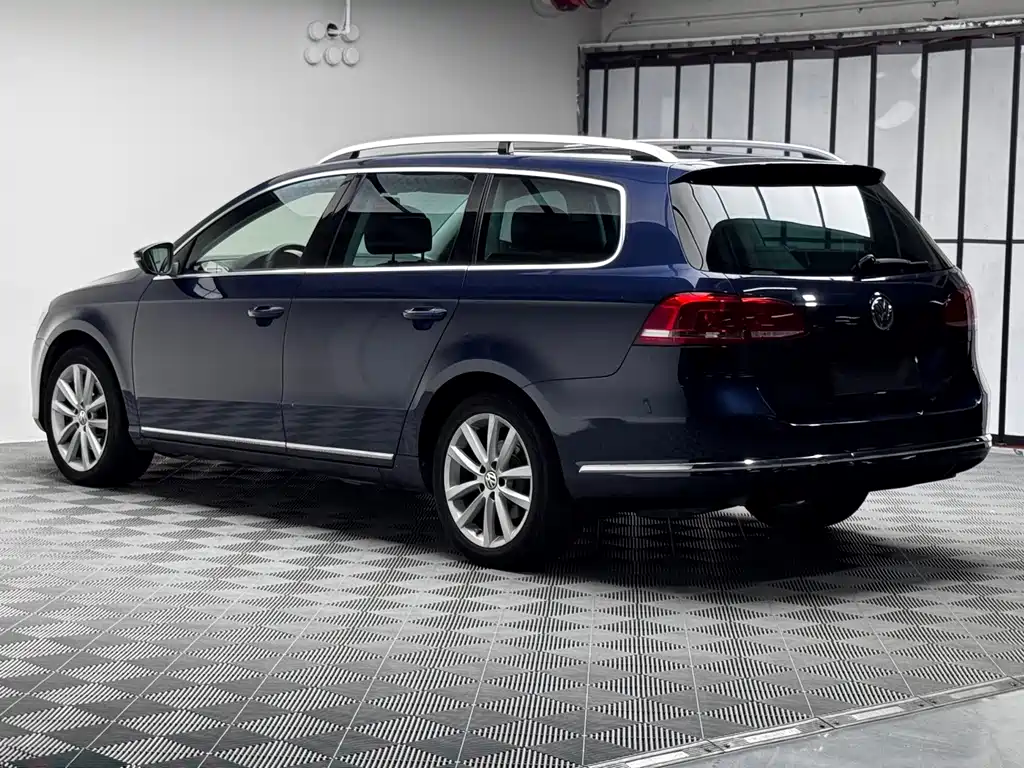 Volkswagen Magotan (Import) — миниатюра 7