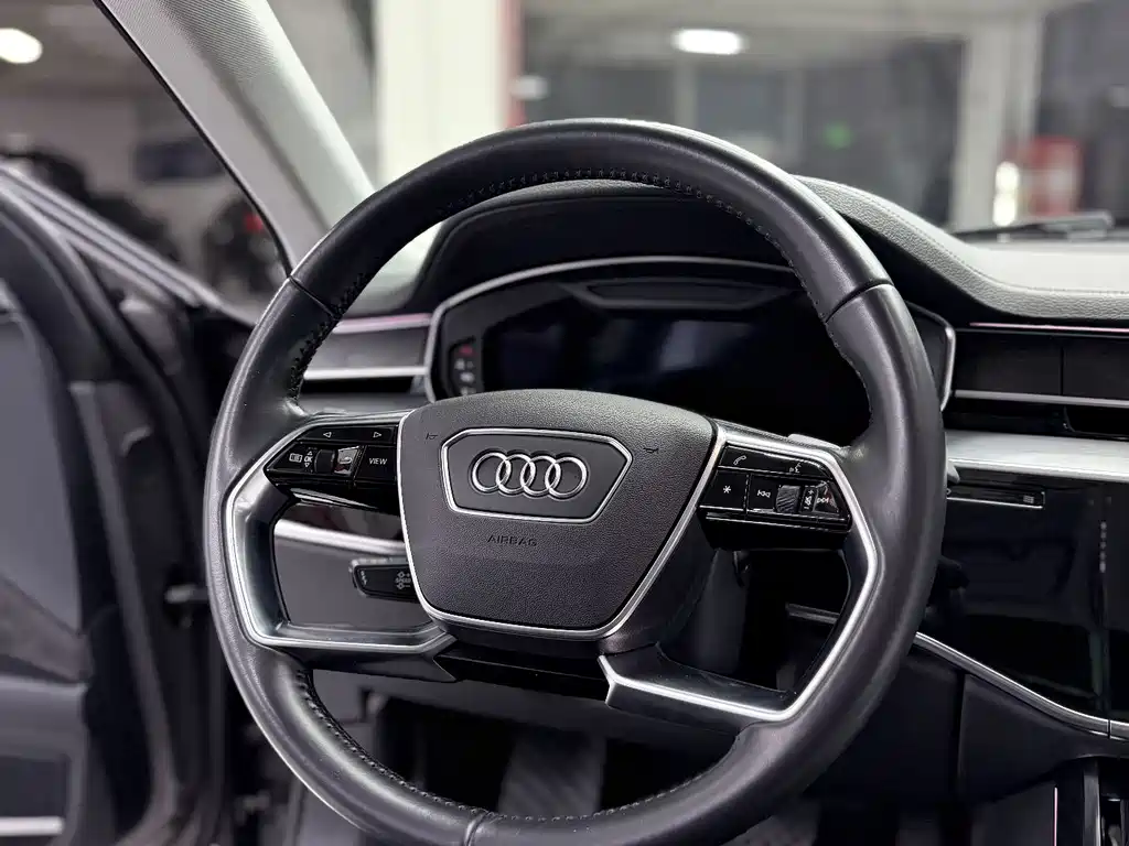 Audi A8 — миниатюра 13