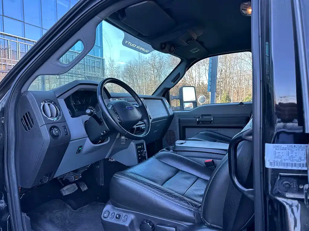 Ford F-650 2017 6.7L AT