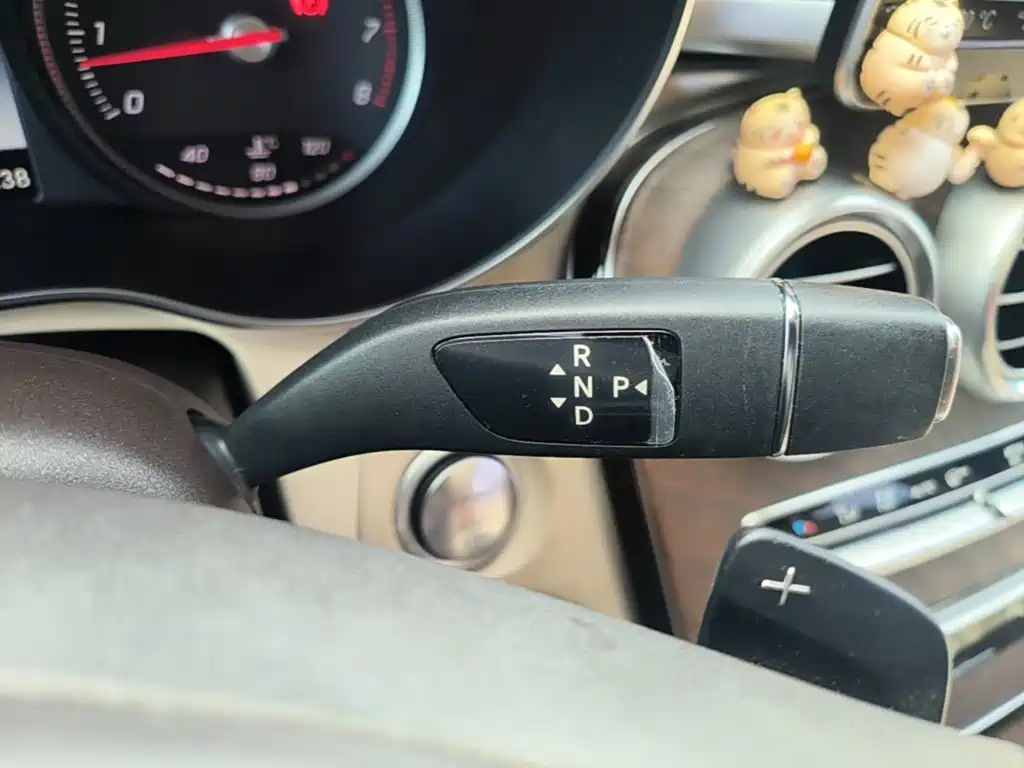 Mercedes-Benz GLC — миниатюра 14