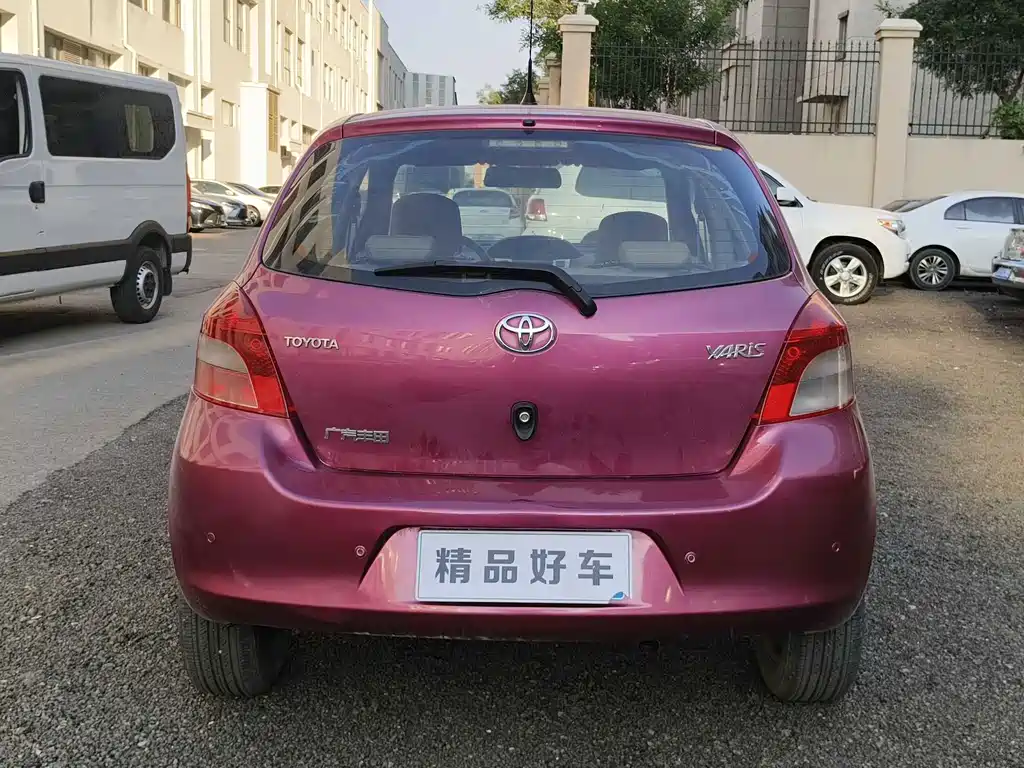 Toyota Yaris — миниатюра 4