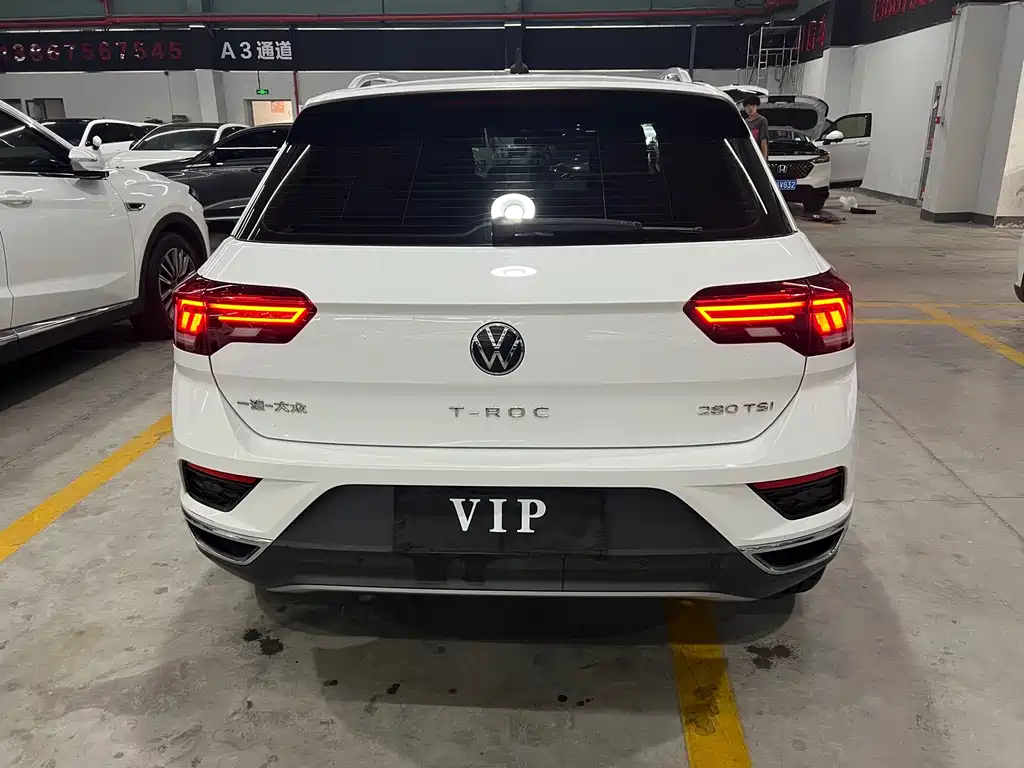 Volkswagen T-Roc — миниатюра 5