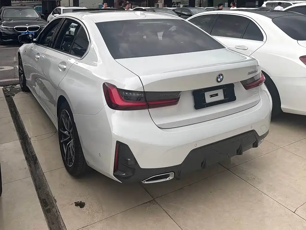 BMW 3 Series — миниатюра 10
