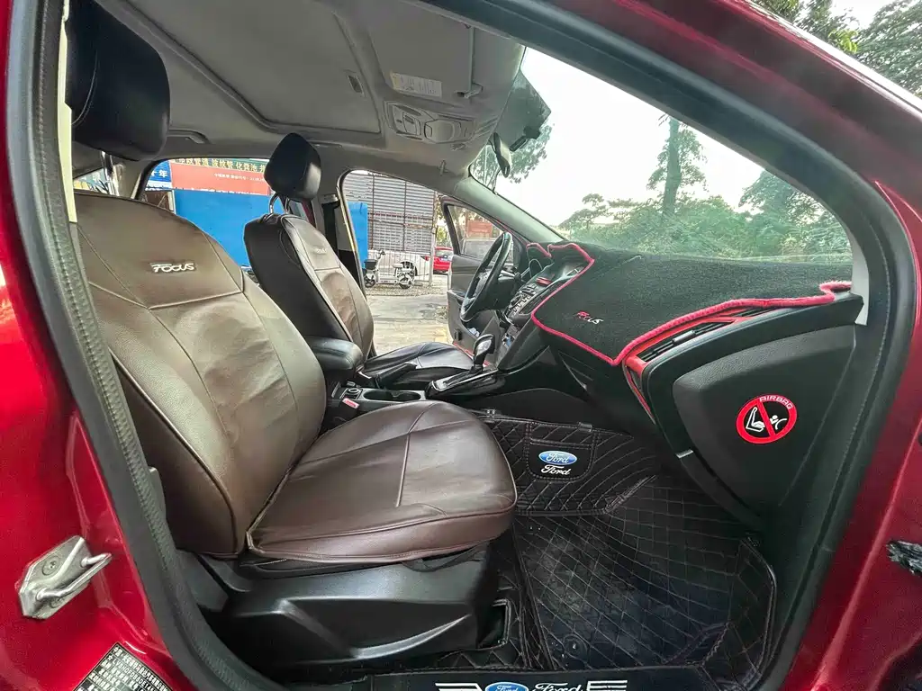 Ford Focus — миниатюра 5