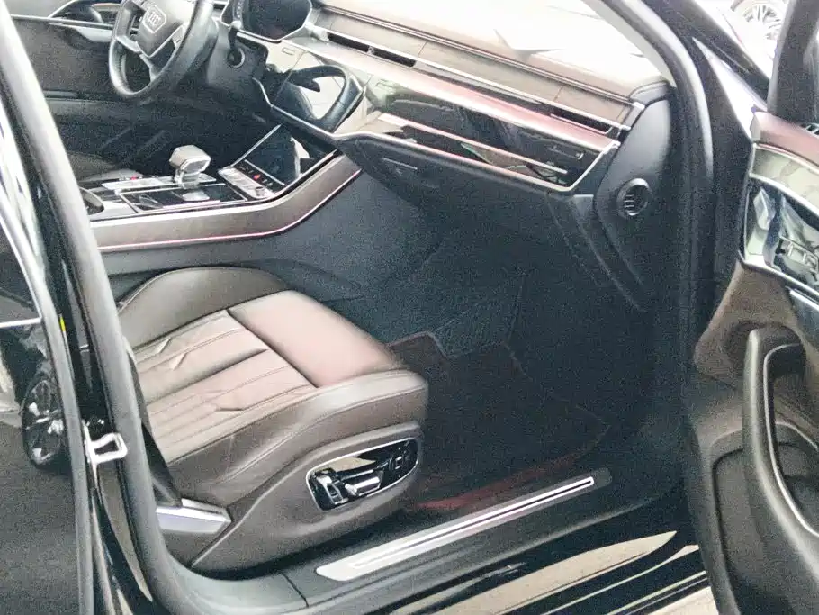 Audi A8 — миниатюра 8