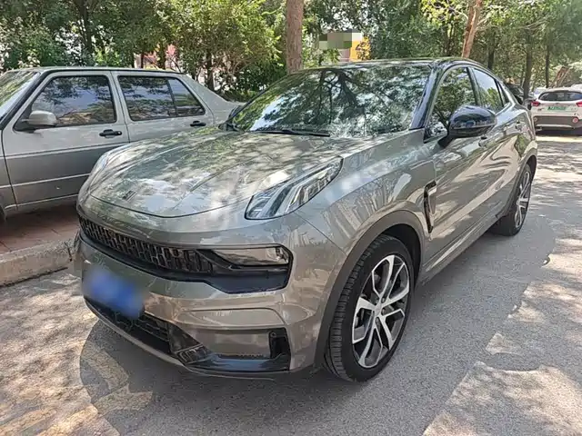 2020 Lynk & Co 05