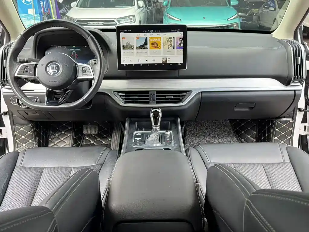 BYD Tang — миниатюра 8