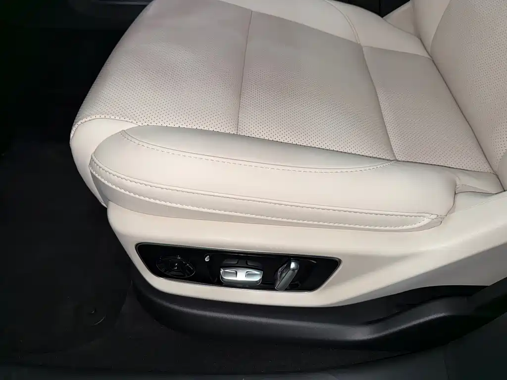 Li Auto Li L7 — миниатюра 11