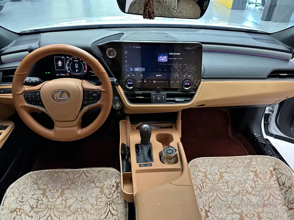 Lexus ES — миниатюра 9