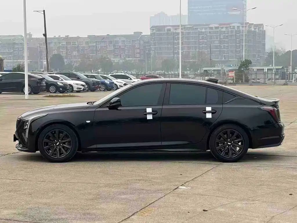 Cadillac CT5 — миниатюра 14