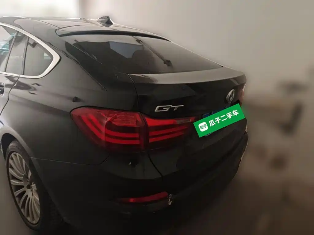 BMW 5 Series GT — миниатюра 4