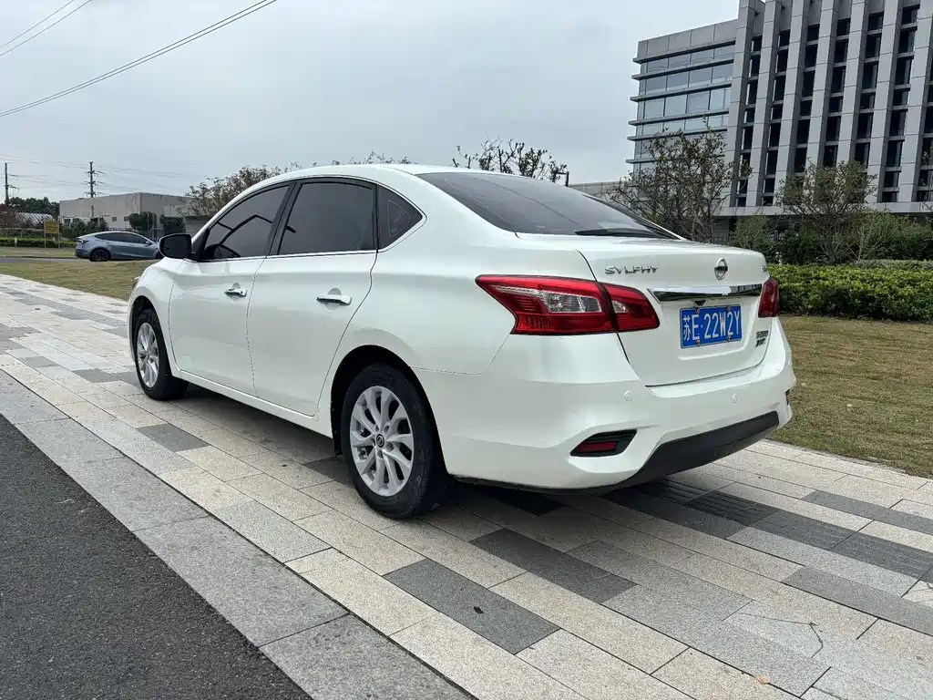 Nissan Sylphy — миниатюра 7
