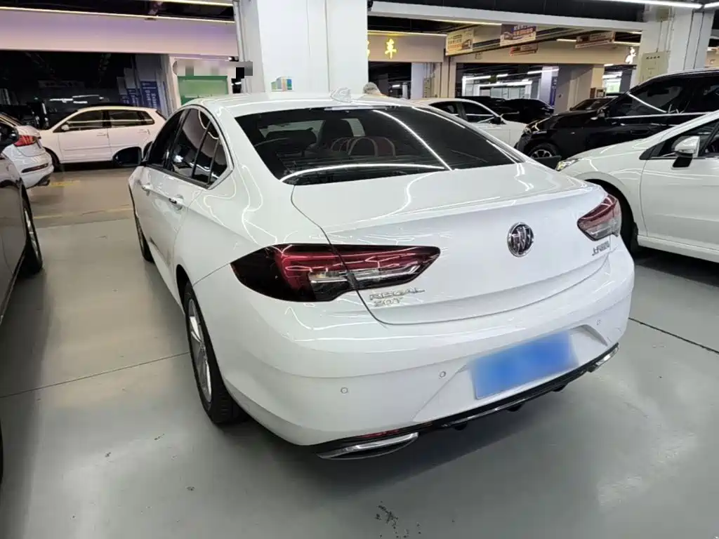 Buick Regal — миниатюра 5