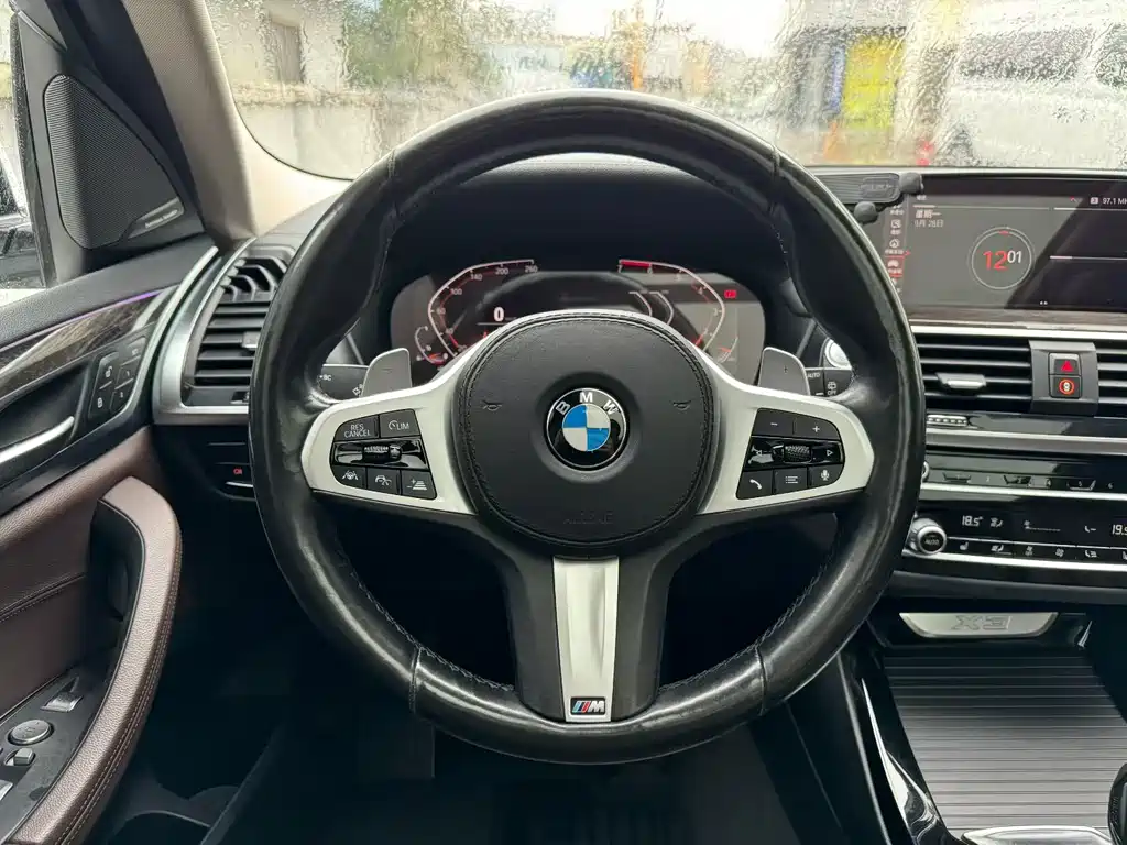 BMW X3 — миниатюра 7