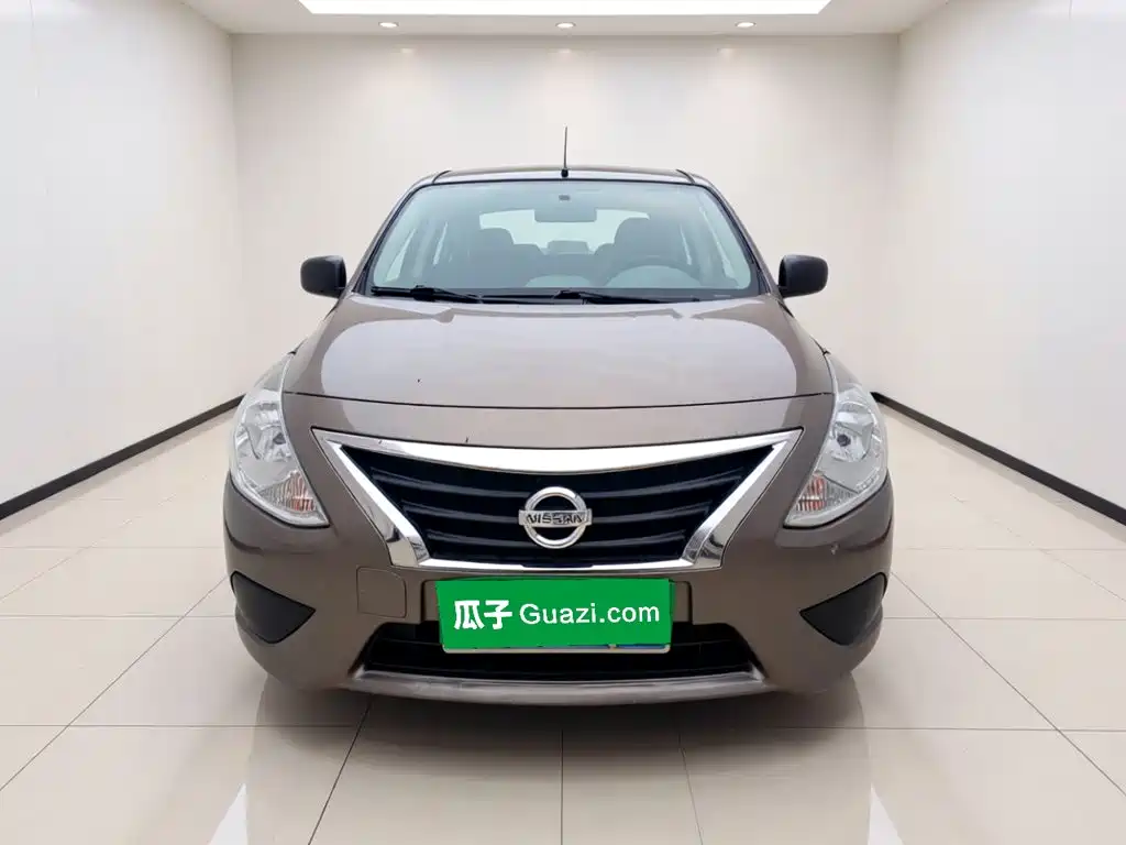 Nissan Sunny — миниатюра 2