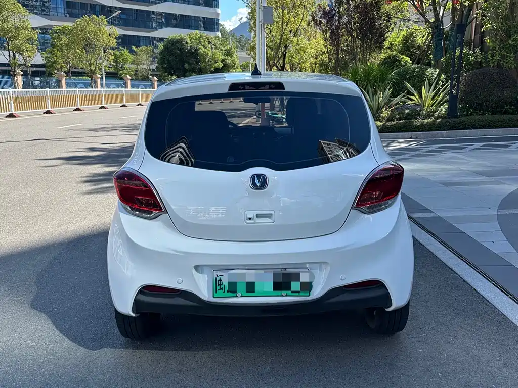 Changan Benben E-Star — миниатюра 4