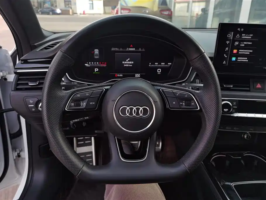 AUDI A4L