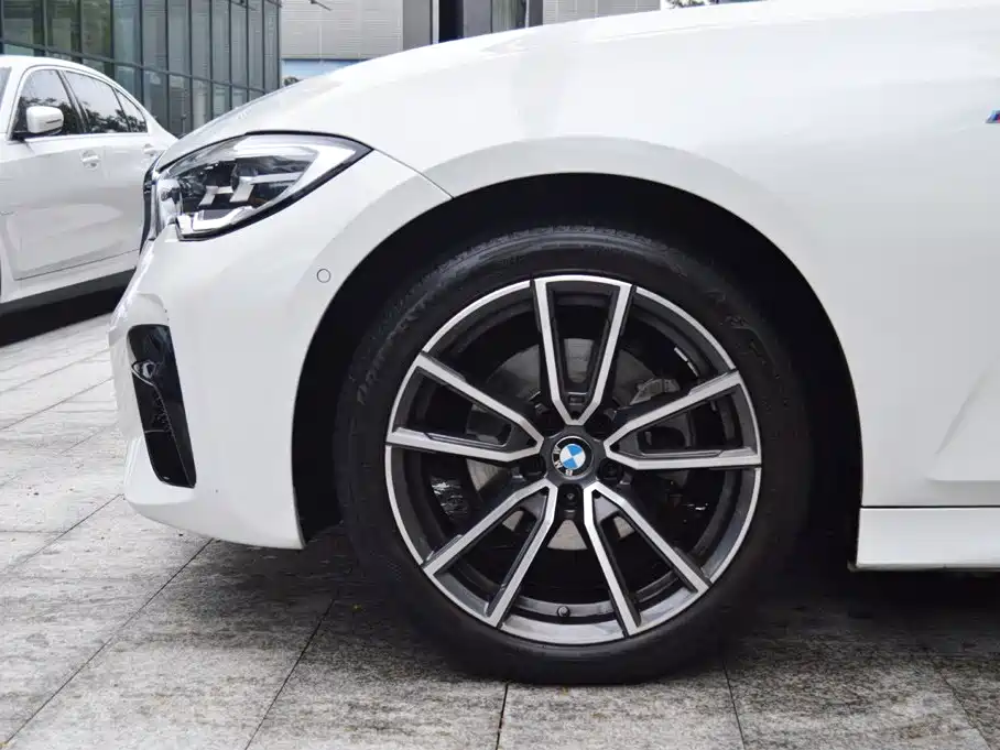 BMW 3 Series — миниатюра 12