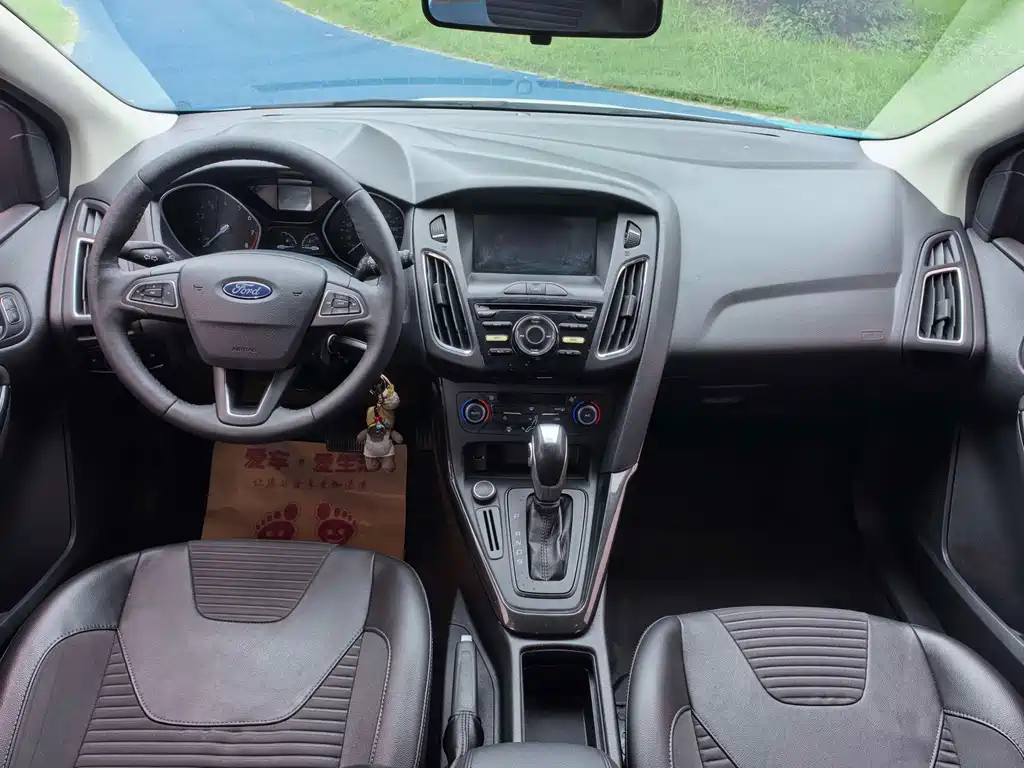 Ford Focus — миниатюра 4