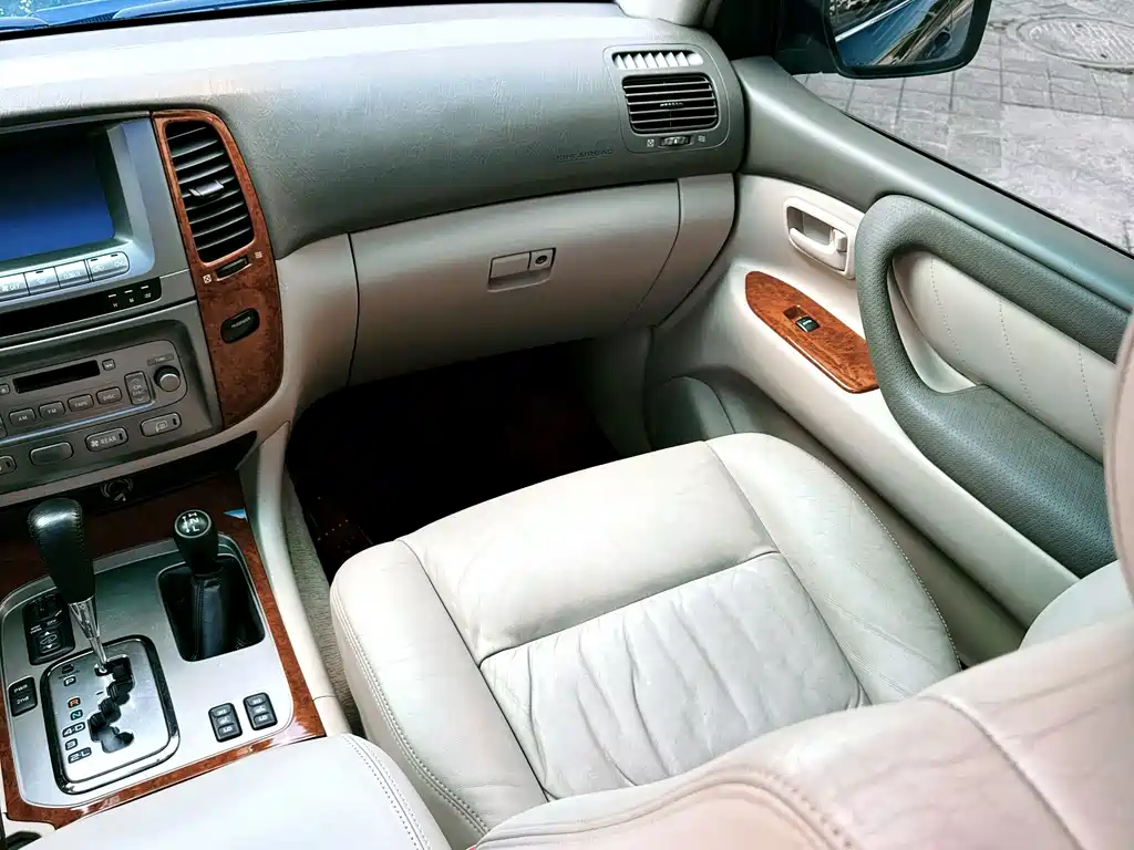 Toyota Land Cruiser — миниатюра 18