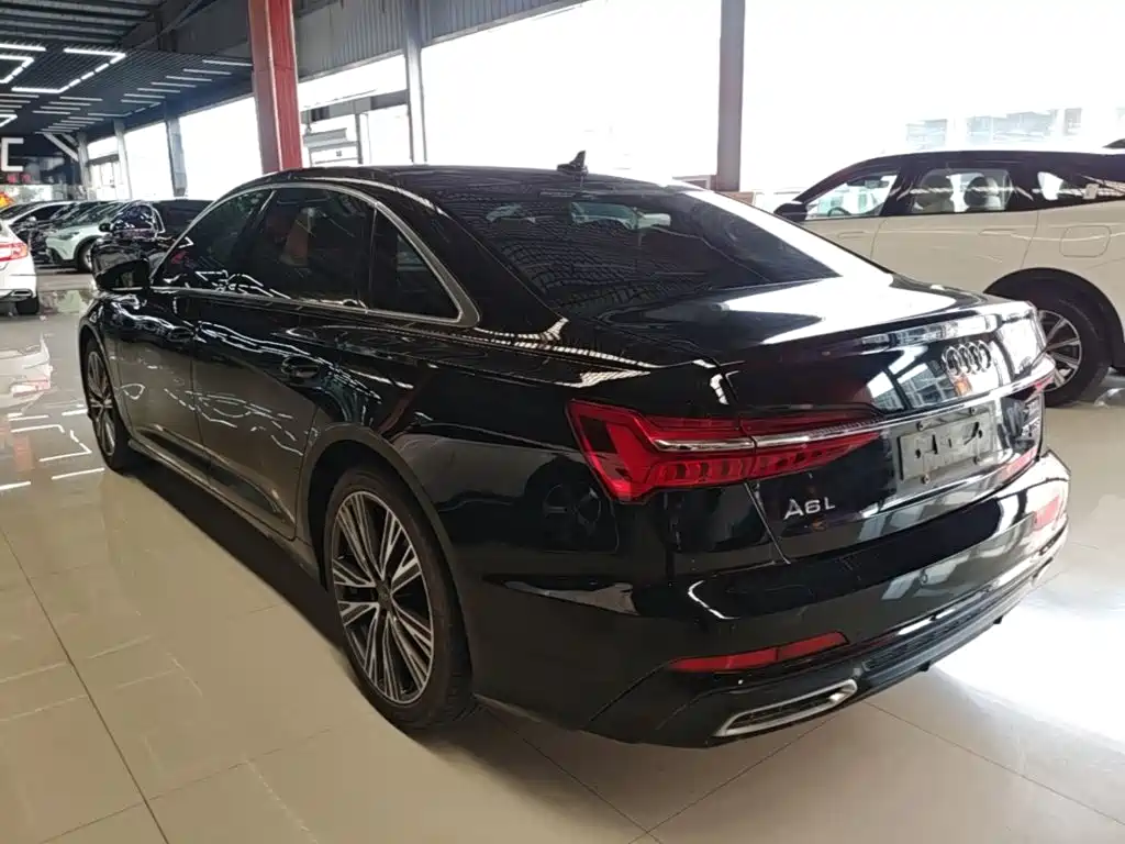 Audi A6L — миниатюра 5