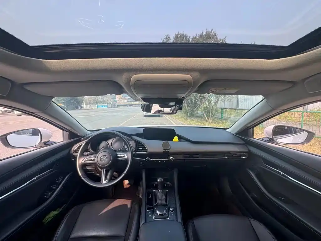 Mazda 3 Axela — миниатюра 3