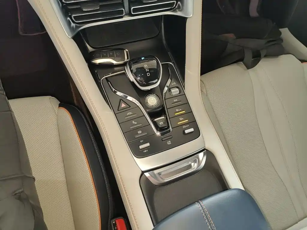 BYD PLUS New Energy — миниатюра 14