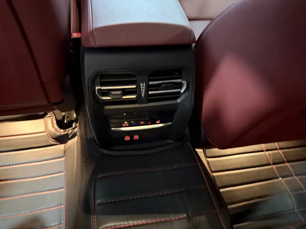 BMW i3 — миниатюра 9