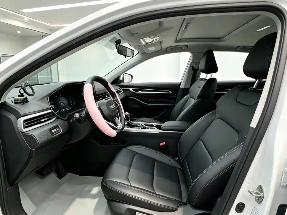 Geely Emgrand — миниатюра 5