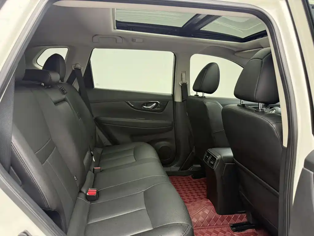 Nissan X-Trail — миниатюра 10