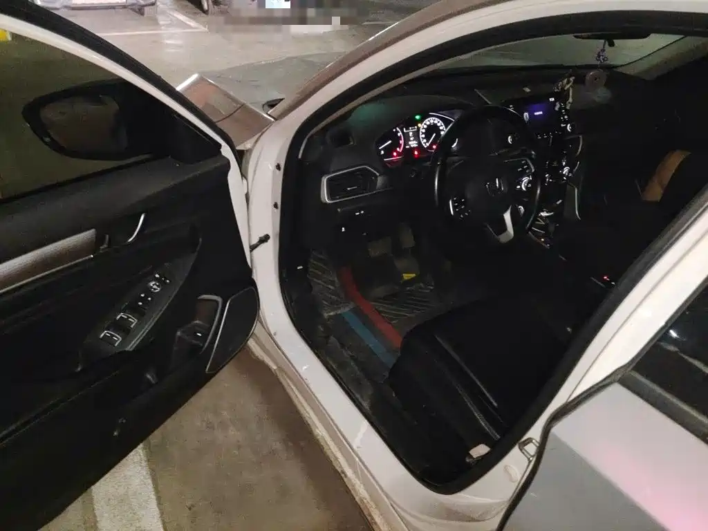 Honda Accord — миниатюра 14