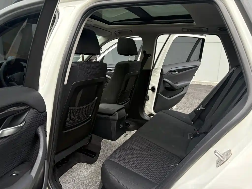 BMW X1 — миниатюра 8