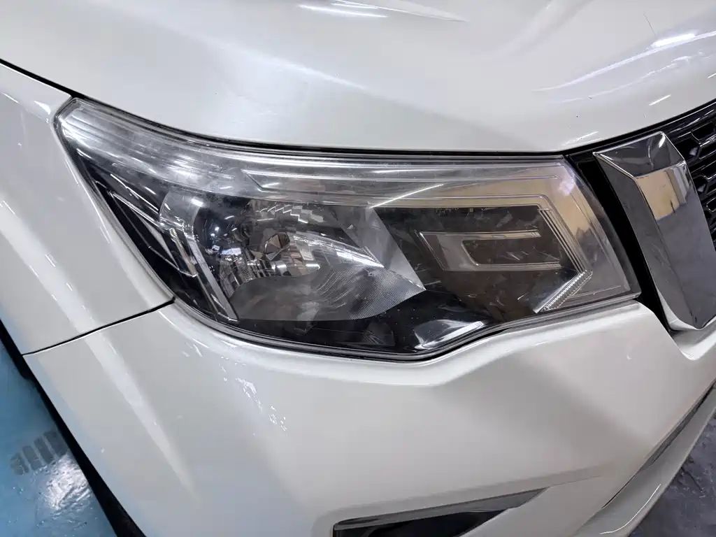 Nissan Terra — миниатюра 4