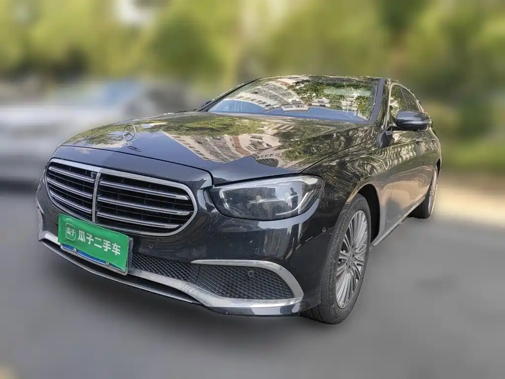 Mercedes-Benz E-Class — миниатюра 2