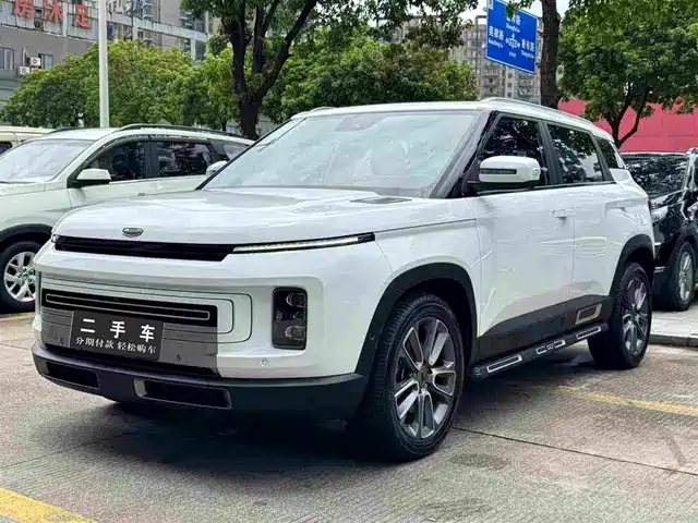 2020 Geely Icon