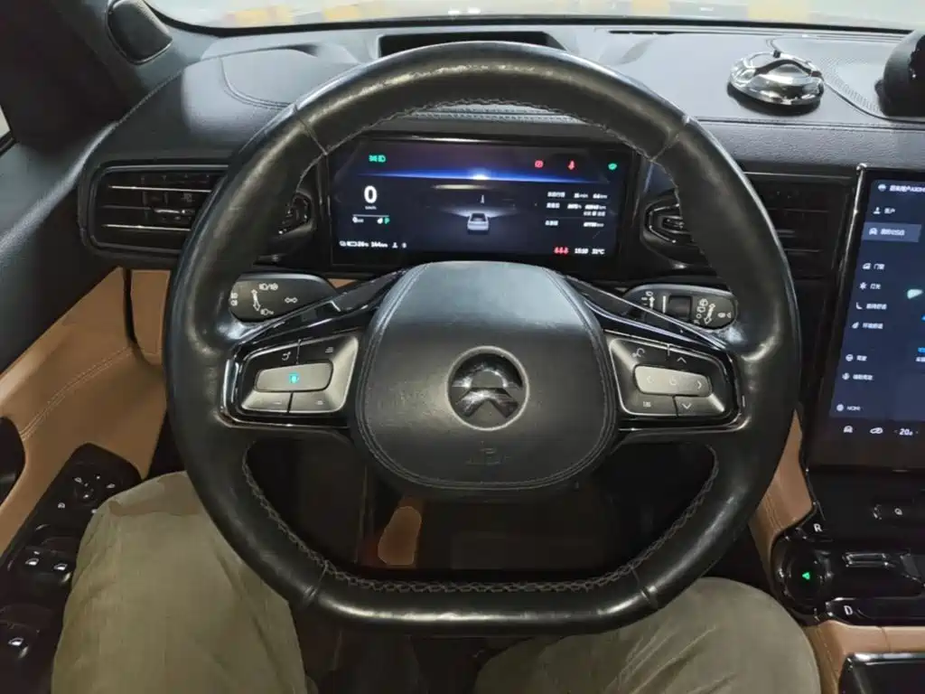 NIO ES8 — миниатюра 11